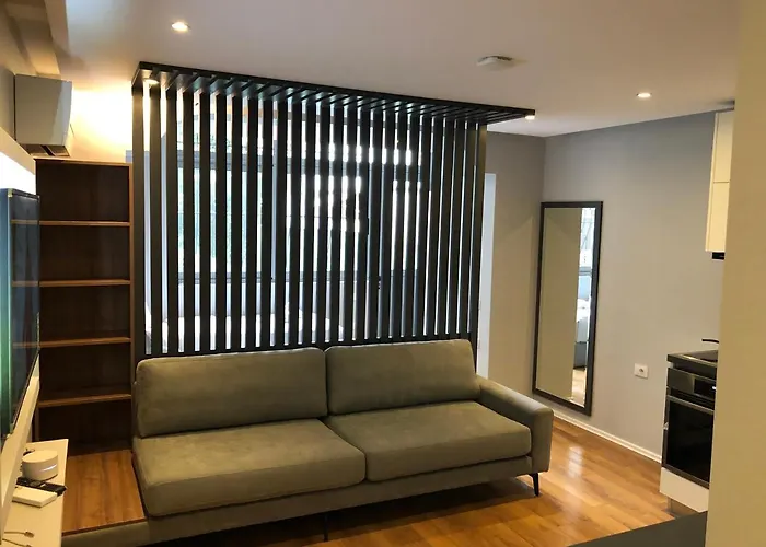 The Four Elements מלון דירות טיראנה