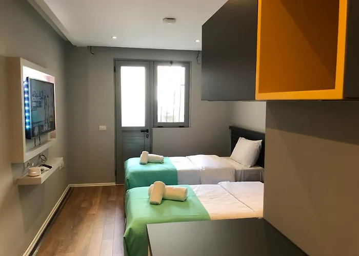 The Four Elements * טיראנה