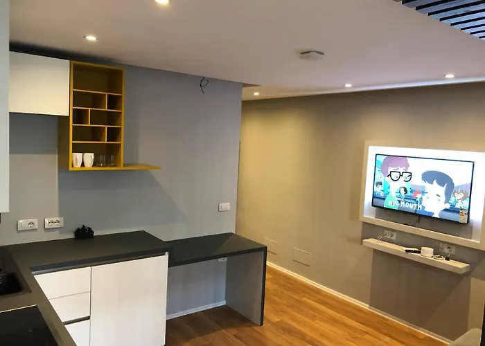 מלון דירות The Four Elements טיראנה